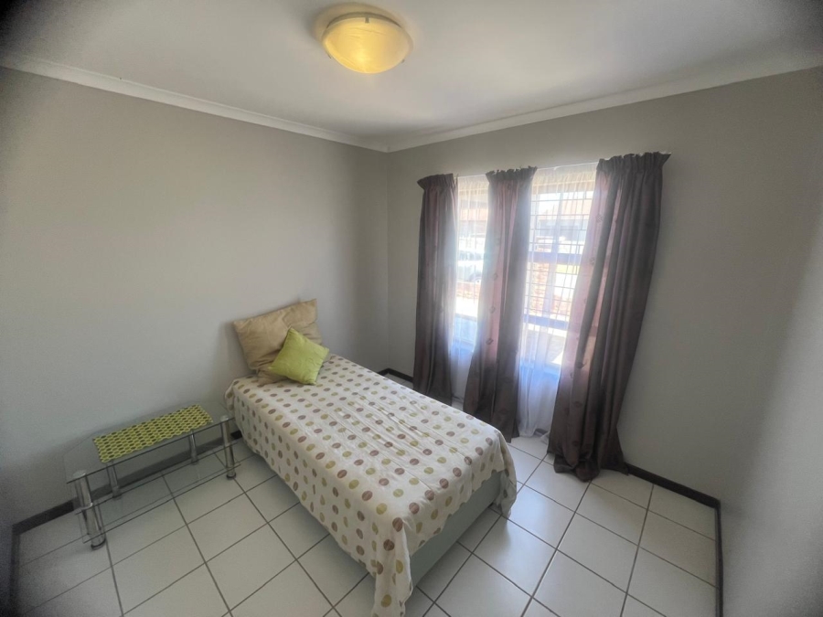 4 Bedroom Property for Sale in Pellsrus Eastern Cape